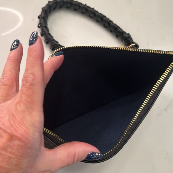 Louis Vuitton Neverfull Empreinte Pochette - Picture 11 of 14